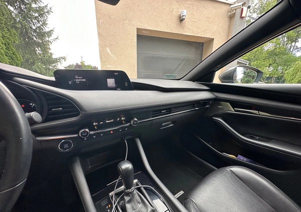 Mazda 3 cena 82000 przebieg: 58000, rok produkcji 2019 z Stryków małe 79
